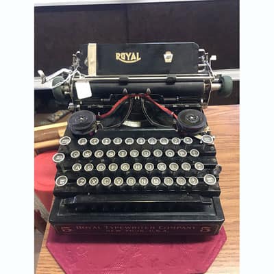 Vintage Royal Typewriter at 2nd Time Around