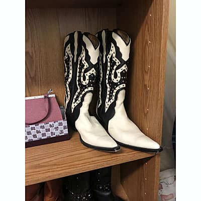 Women’s White Ranch Boots at Wysteriasage